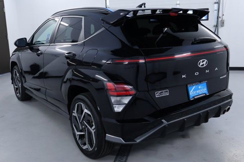 Used 2024 Hyundai Kona N Line image 5