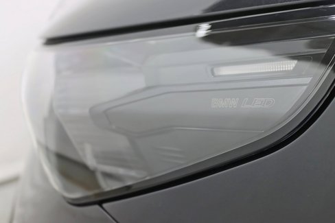 Used 2026 BMW 550e xDrive w/ Executive Package image 9