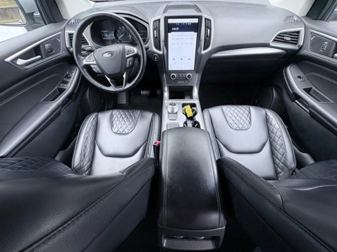Used 2023 Ford Edge Titanium image 23