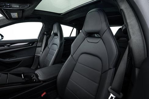 Certified 2025 Porsche Panamera Turbo image 21