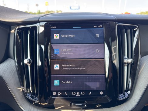Certified 2025 Volvo XC60 B5 Plus image 23