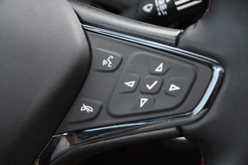Used 2023 Chevrolet Equinox RS image 31
