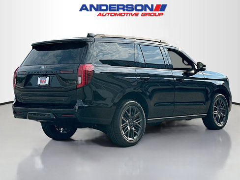 New 2025 Ford Expedition Platinum image 2