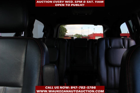 Used 2016 Dodge Grand Caravan R/T image 9
