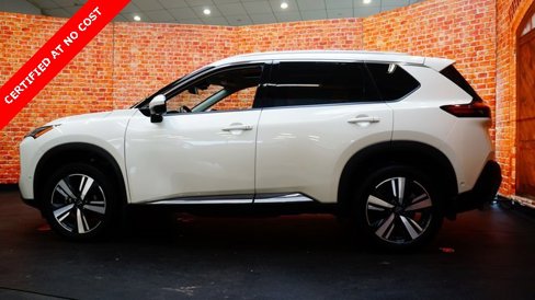Used 2023 Nissan Rogue SL w/ SL Premium Package image 5