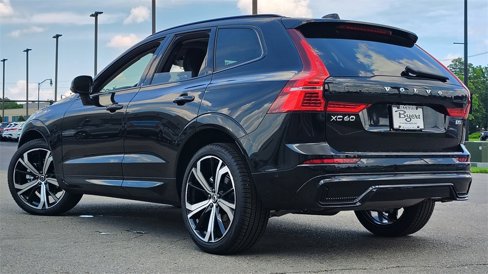 New 2025 Volvo XC60 B5 Ultra w/ Protection Package Premier image 4
