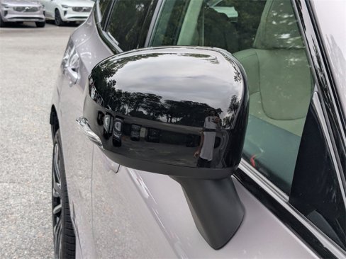 New 2026 Volvo XC60 B5 Ultra w/ Climate Package image 11