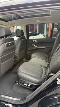 Used 2025 BMW X7 xDrive40i image 54