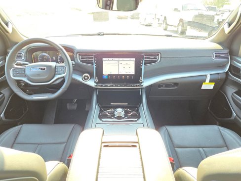 New 2025 Jeep Wagoneer Series III image 14