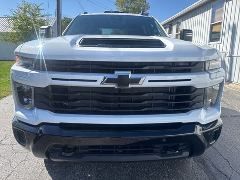 New 2025 Chevrolet Silverado 2500 Custom w/ Custom Value Package image 2