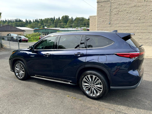 Used 2021 Toyota Highlander Platinum image 7