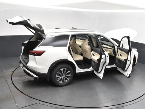 Certified 2025 INFINITI QX60 Pure image 50