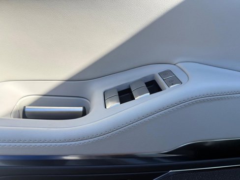 New 2025 Lincoln Navigator Reserve image 17
