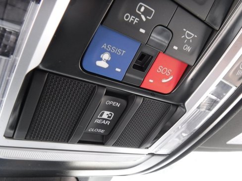 Certified 2024 RAM 1500 Limited image 25
