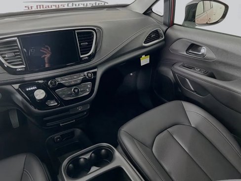New 2026 Chrysler Pacifica Select image 23