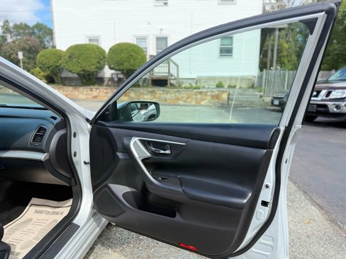 Used 2016 Nissan Altima 2.5 SV image 20