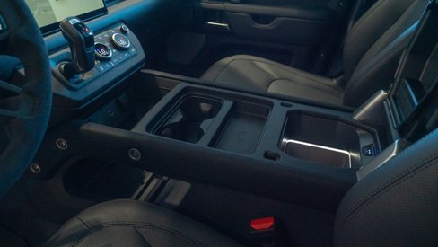 New 2024 Land Rover Defender 130 V8 image 15