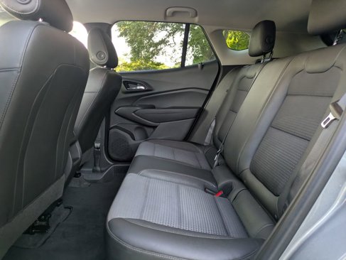 Used 2025 Chevrolet Trax LT image 26
