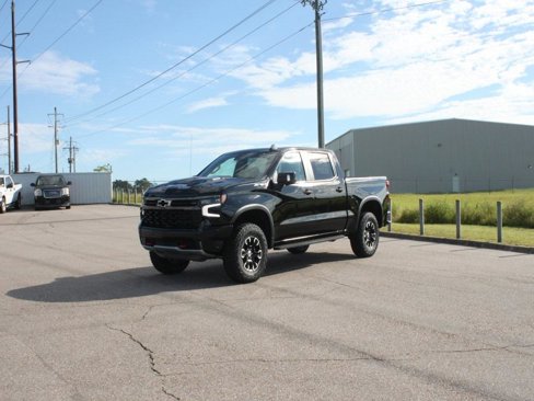 New 2026 Chevrolet Silverado 1500 ZR2 image 2