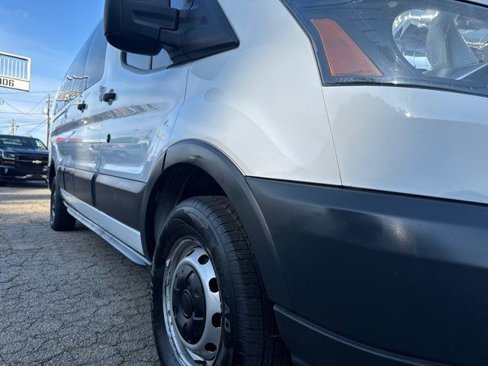 Used 2016 Ford Transit 350 XL image 12