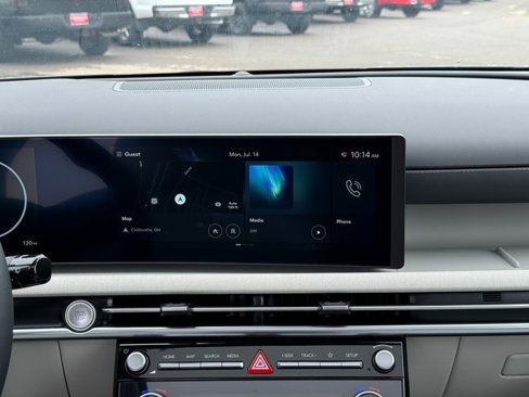 New 2025 Hyundai Tucson SEL image 9
