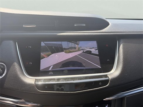 Used 2023 Cadillac XT6 Luxury image 18