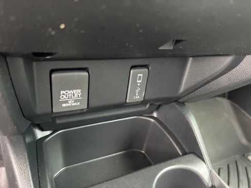 Used 2018 Honda Fit EX image 33