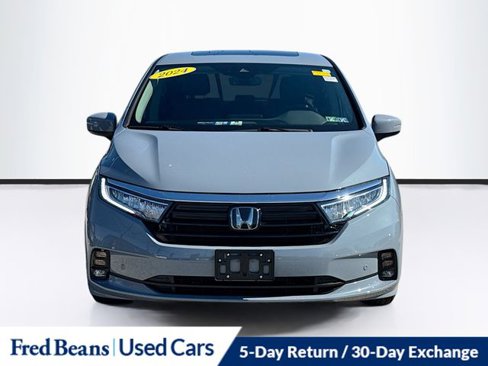 Certified 2024 Honda Odyssey Touring image 2