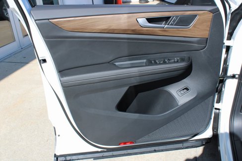New 2026 Volkswagen Atlas SE image 9