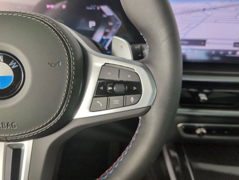 New 2026 BMW X5 M60i image 26