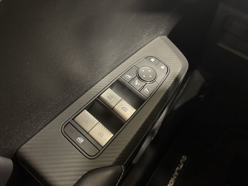 New 2025 Mitsubishi Outlander SE image 21