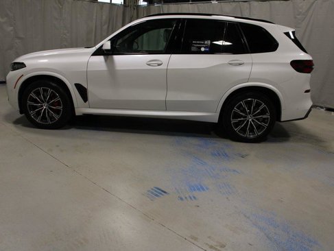 Certified 2025 BMW X5 xDrive40i w/ M Sport Package image 7