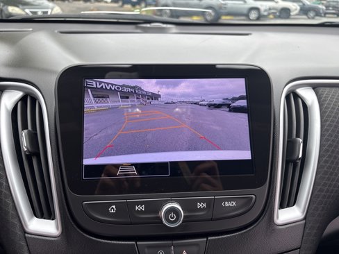 Used 2023 Chevrolet Malibu LS w/ Driver Confidence Package image 11