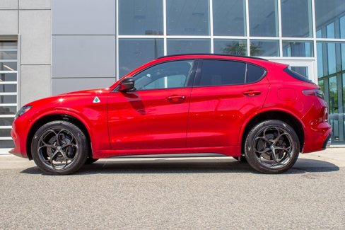 Used 2024 Alfa Romeo Stelvio Quadrifoglio w/ Active Assist Plus Package image 7