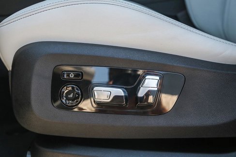 New 2026 BMW X5 M Competition w/ Executive Package image 21