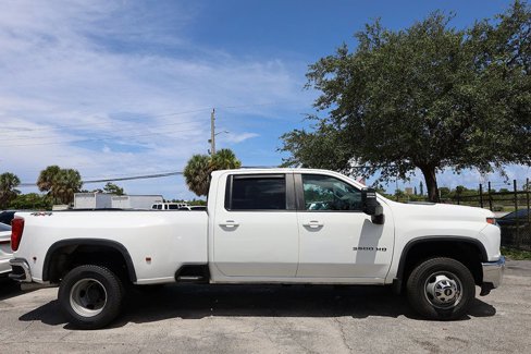 Used 2023 Chevrolet Silverado 3500 LT w/ All Star Edition image 3