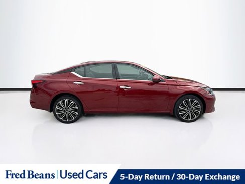 Used 2024 Nissan Altima 2.5 SL image 9