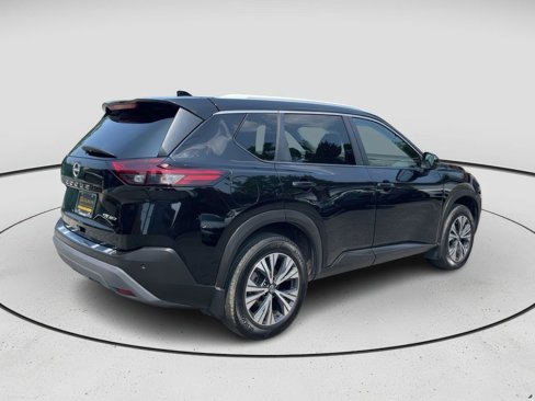 Used 2022 Nissan Rogue SV w/ SV Premium Package image 5