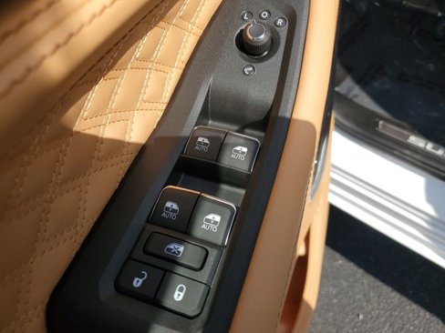 New 2025 Jeep Grand Cherokee Summit image 23