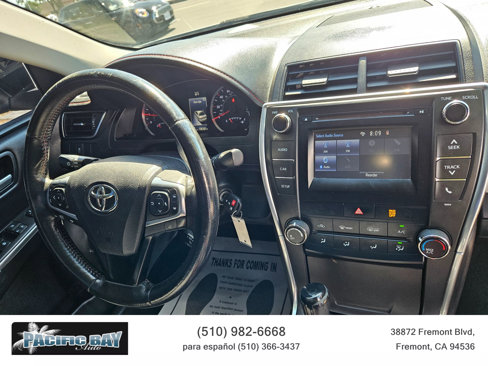 Used 2017 Toyota Camry SE image 19