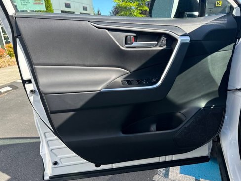 Certified 2025 Toyota RAV4 XLE Premium image 11