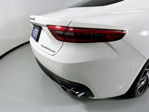 Used 2024 Maserati GranTurismo Modena image 18