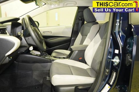 Used 2025 Toyota Corolla LE image 18