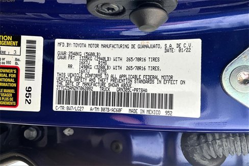 Used 2022 Toyota Tacoma TRD Off-Road image 32