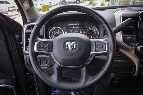 Used 2024 RAM 2500 Laramie image 17