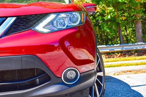 Used 2019 Nissan Rogue Sport SL image 3