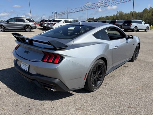 Used 2024 Ford Mustang GT image 5