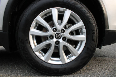 Used 2020 Nissan Rogue SV image 22