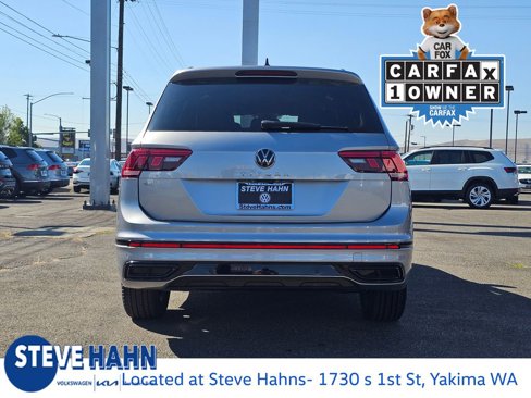 Used 2022 Volkswagen Tiguan SE R-Line image 4