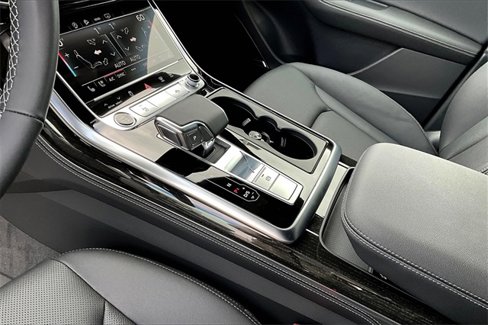 New 2025 Audi Q8 Premium Plus image 8